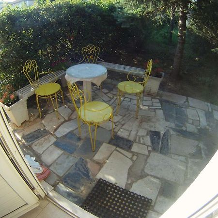 Salona Suite Extérieur photo