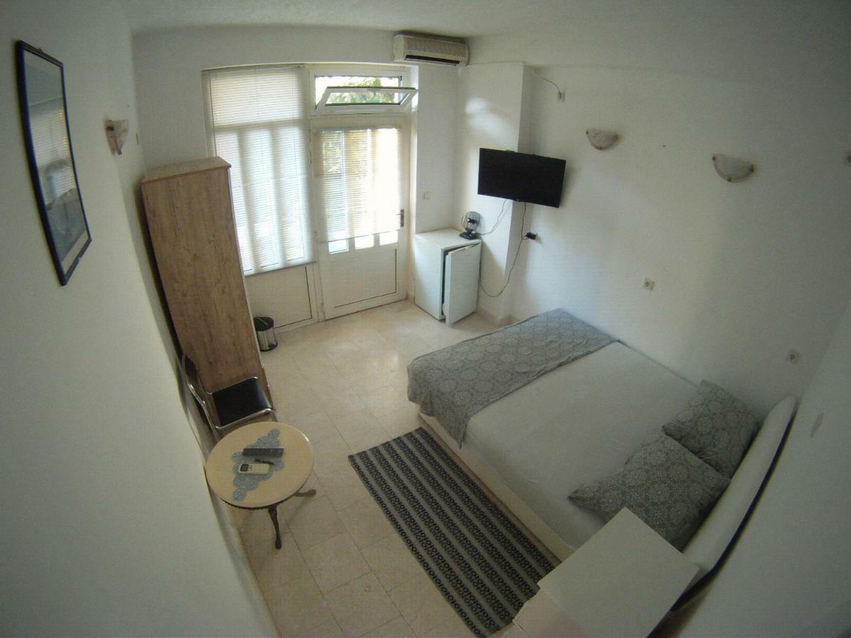 Salona Suite Extérieur photo