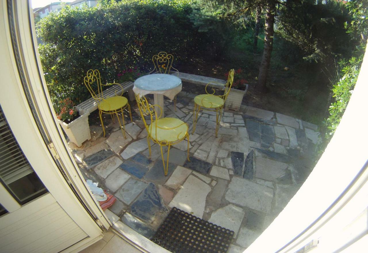 Salona Suite Extérieur photo